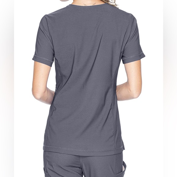 Urbane Align • Women’s scrub top - Picture 3 of 10